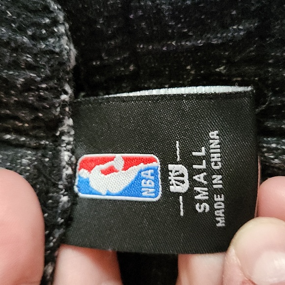 NBA LeBron James #23 Cleveland Cavs Shorts - Picture 5 of 6